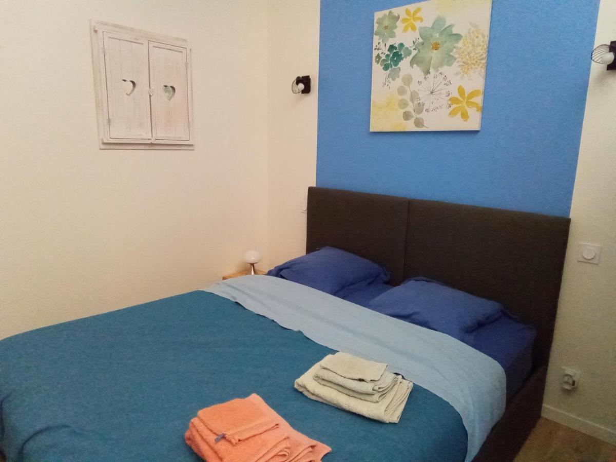 Gite La Petite Maison Montournais Esterno foto
