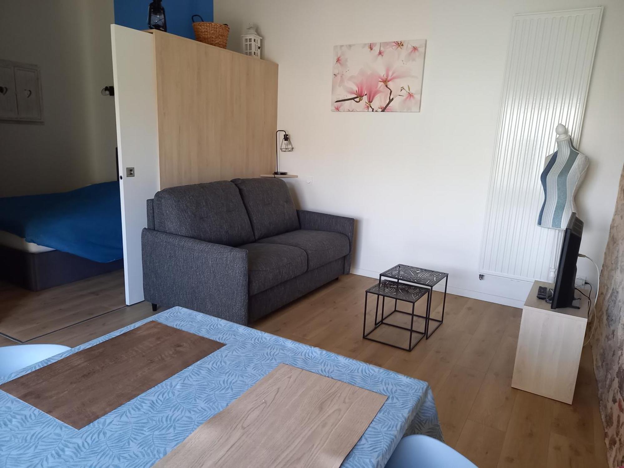Gite La Petite Maison Montournais Esterno foto