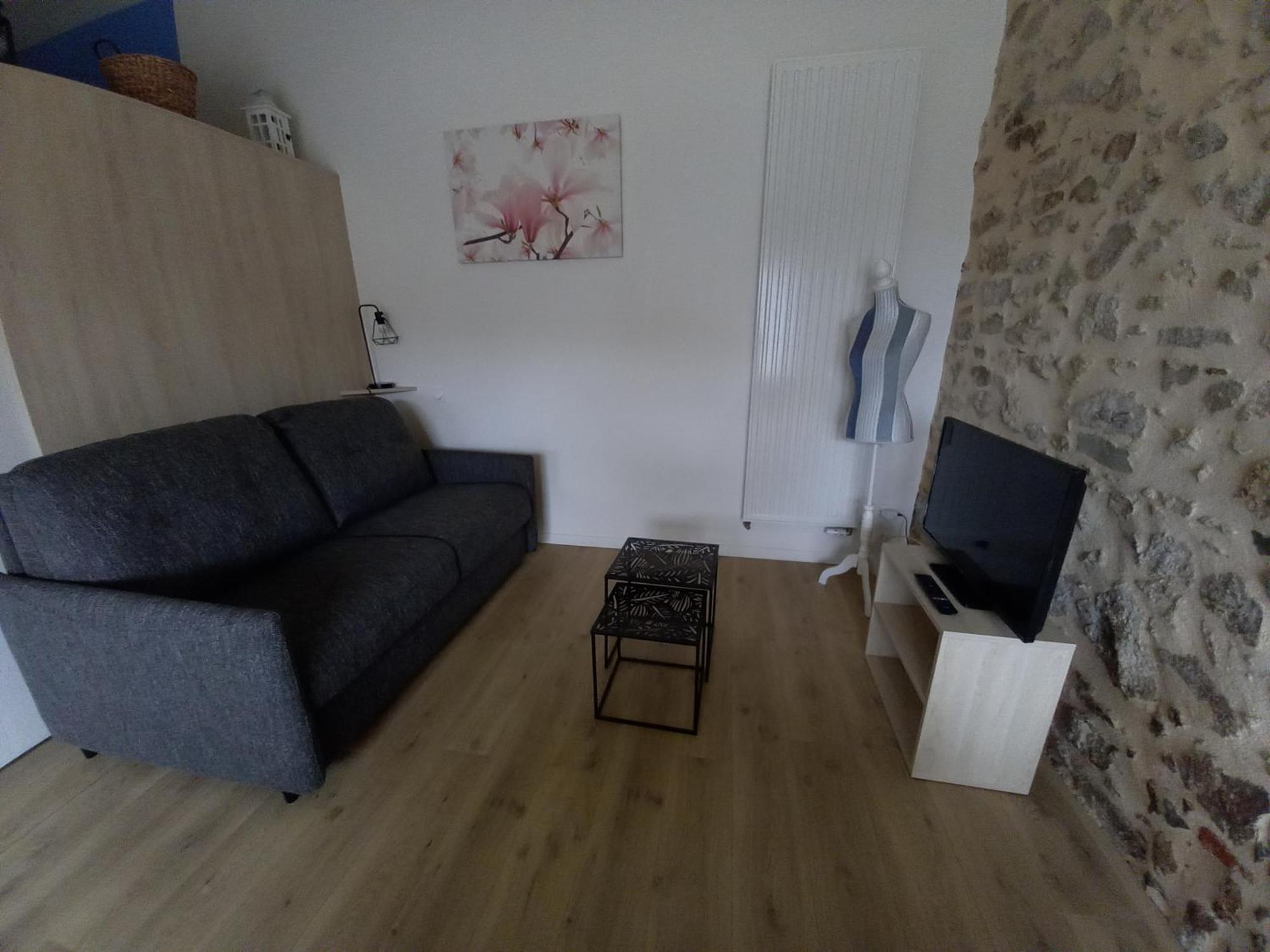 Gite La Petite Maison Montournais Esterno foto